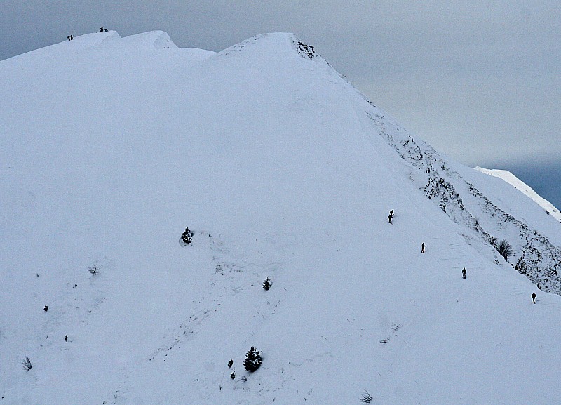 #5 Sulens : sympathique groupe de débutants sur l Sulens : sympathique groupe de débutants sur l'arête finale