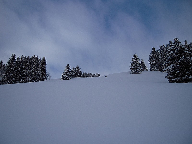 #3 montée sous le lac du clou : que de neige montée sous le lac du clou : que de neige