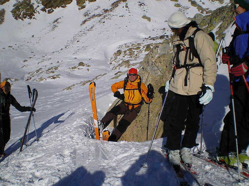 #5 Les couloirs ça épuise : Denis a du mal a redémarrer après le casse-croûte Les couloirs ça épuise : Denis a du mal a redémarrer après le casse-croûte