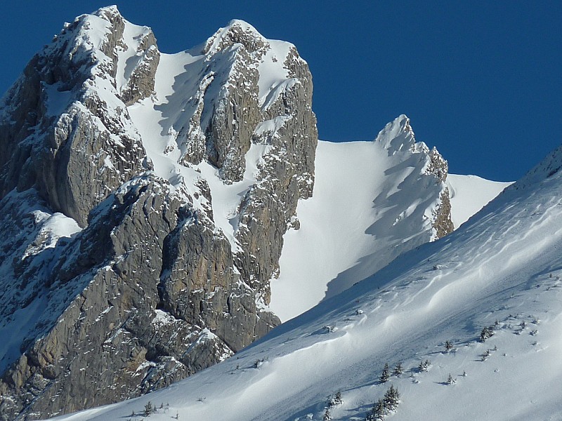 #1 La Mamule : Zoom sur la Mamule et le haut du couloir SW. La Mamule : Zoom sur la Mamule et le haut du couloir SW.