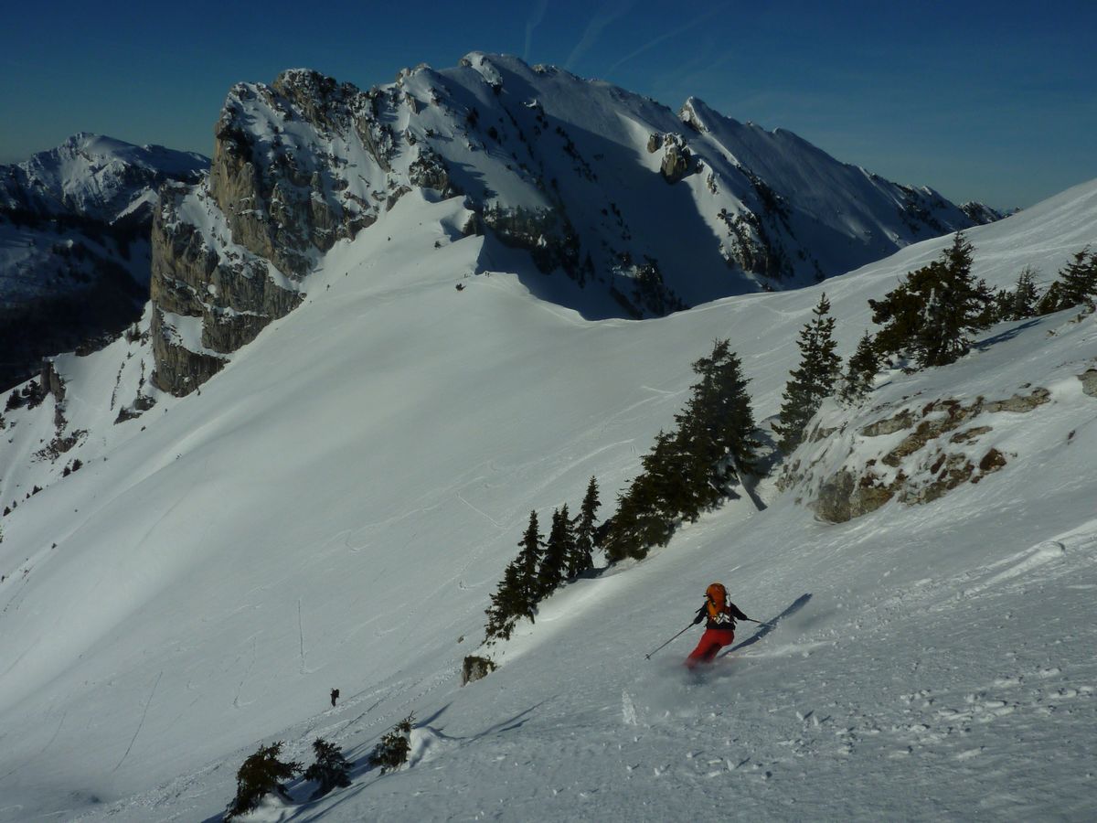 #32 Delle : encore un petit couloir secret vierge... Delle : encore un petit couloir secret vierge...