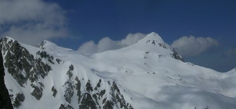 Rocher Blanc - Rocher Badon : Vue sur les sommets depuis la brèche d'Argentière