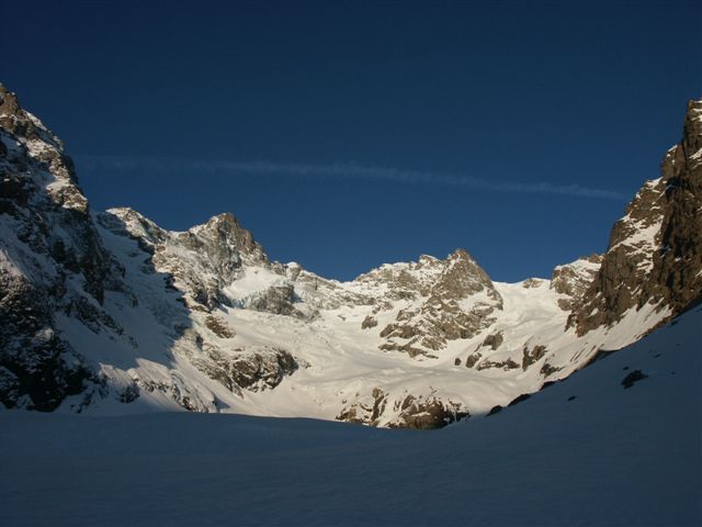 #1 Col Claire : De gauche à droite : col Claire, Pic Gaspard et glacier de l Col Claire : De gauche à droite : col Claire, Pic Gaspard et glacier de l'Homme.