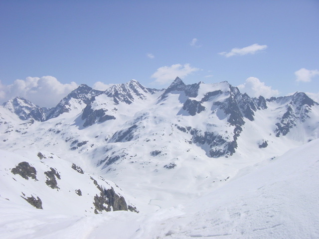 #10 Col de la Vache : Vue sur Rocher Blanc et Pyramide Col de la Vache : Vue sur Rocher Blanc et Pyramide