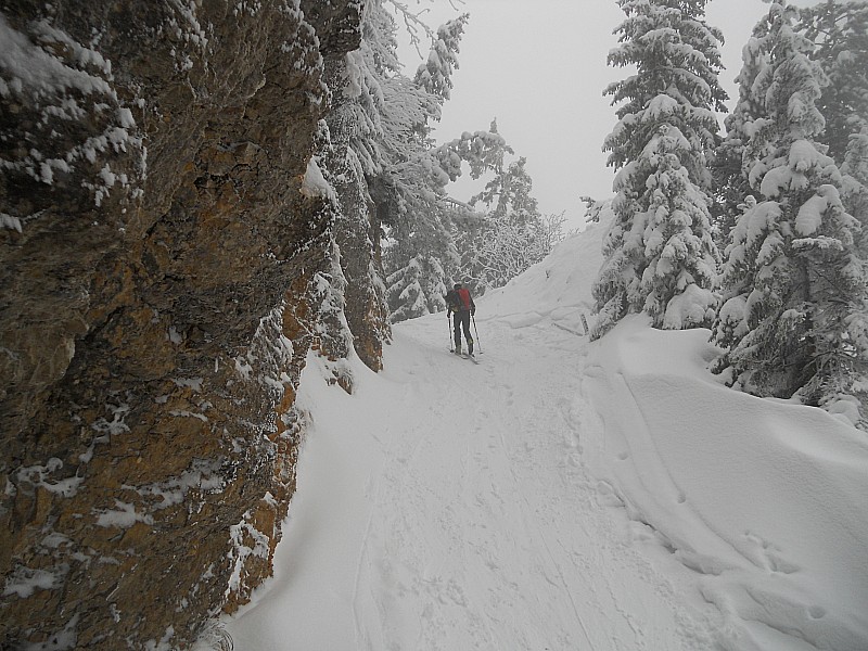 #1 trou de la pierre : sortie par mauvais temps, jour blanc trou de la pierre : sortie par mauvais temps, jour blanc