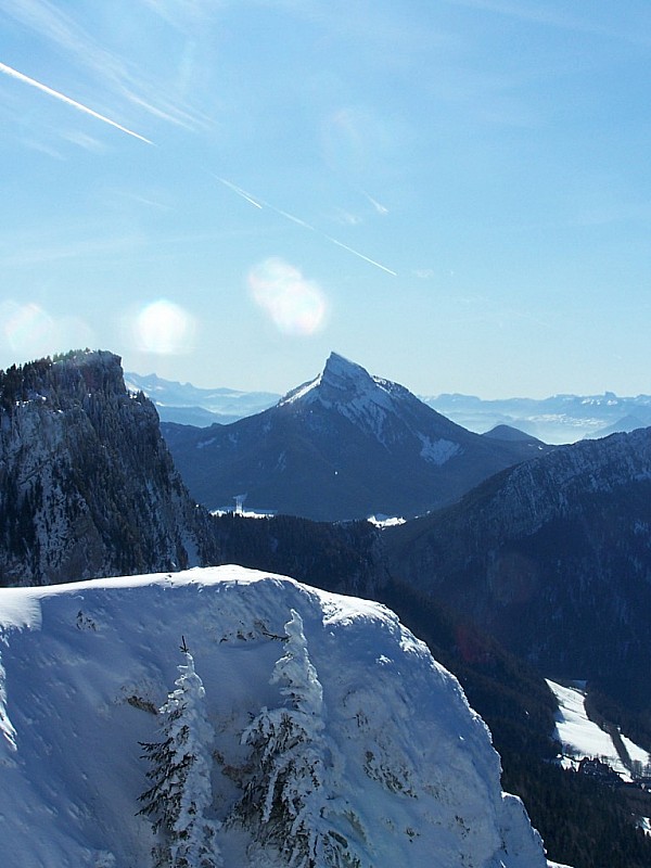 #9 Grand Som- Petit Som : Chamechaude vue du Petit Som. Grand Som- Petit Som : Chamechaude vue du Petit Som.