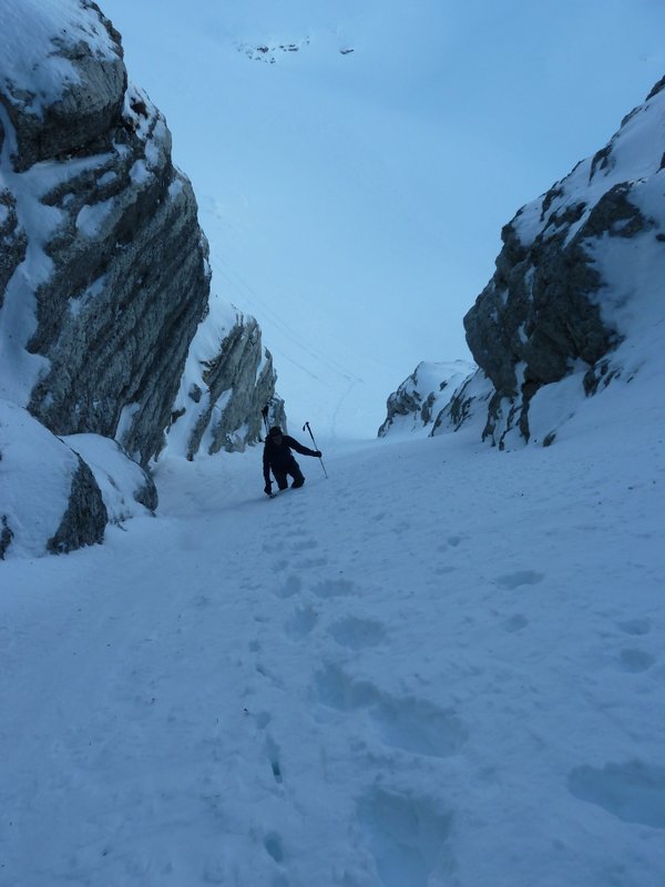 #13 Pte d Pte d'Areu : Remontée du couloir, vue vers le bas