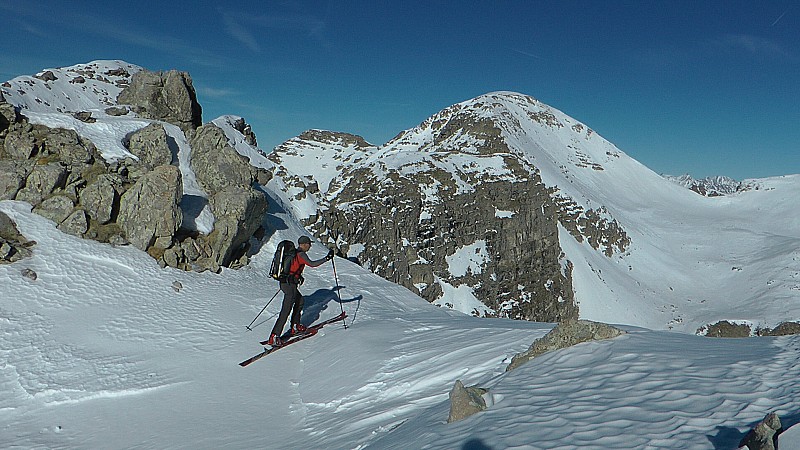 2710m : Baisse du Gias vieux, le Tête de Sanginière notre prochain objectif en A/R plan