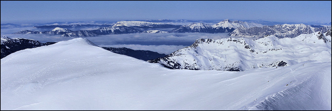 #9 les Bauges au loin : du sommet les Bauges au loin : du sommet