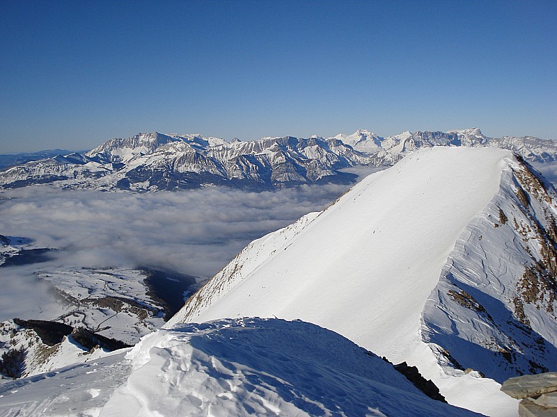 #1 Brouillard sur bayard : le broullard accroche le col Brouillard sur bayard : le broullard accroche le col