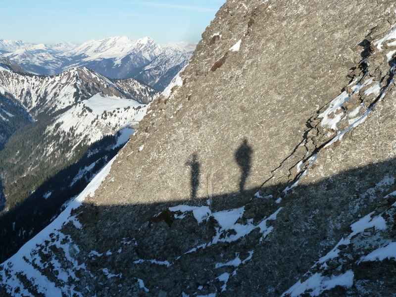#19 Armènaz : Jeux d Armènaz : Jeux d'ombre en montant à l'Armènaz