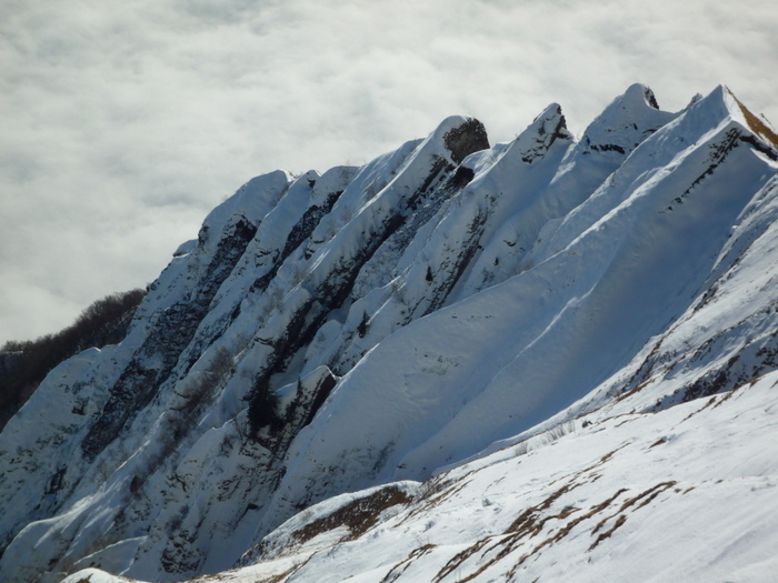 #5 Arlicots : Les beaux reliefs du versant sud est des Arlicots... Arlicots : Les beaux reliefs du versant sud est des Arlicots...