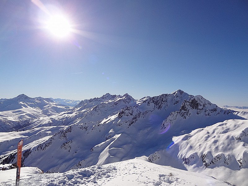 #4 Du monde au sud : On voudrais tout pouvoir skier tellement les conditions sont bonnes Du monde au sud : On voudrais tout pouvoir skier tellement les conditions sont bonnes