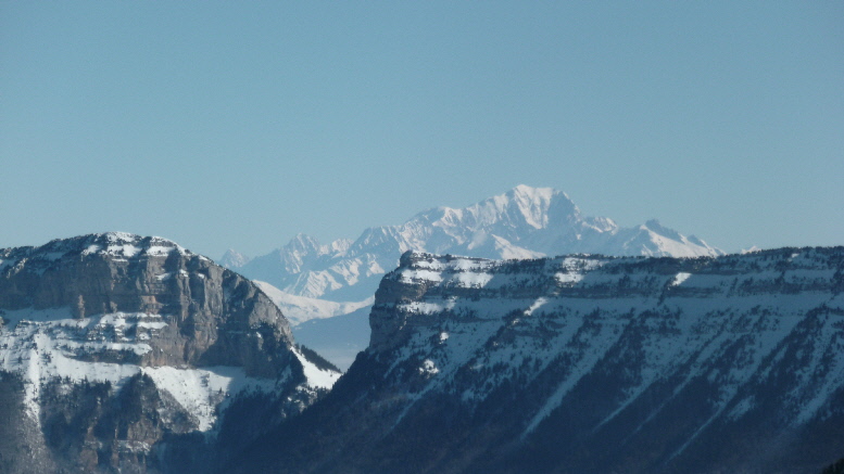 #6 Petit Som : Un beau Granier qui veille sur le Mont-Blanc!! Petit Som : Un beau Granier qui veille sur le Mont-Blanc!!