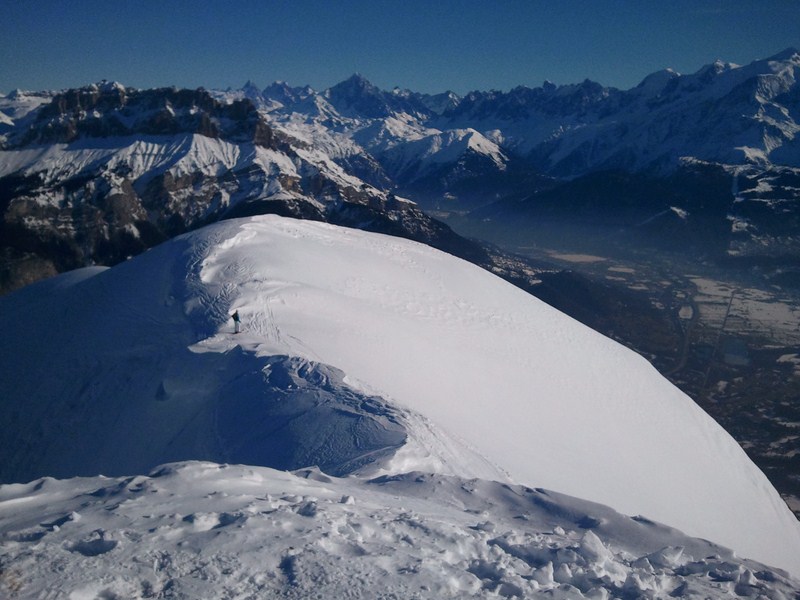 #3 Vue du sommet : côté Fiz Vue du sommet : côté Fiz