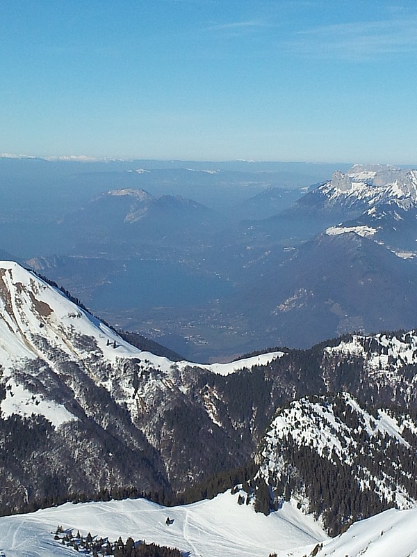 #7 Le Lac d Le Lac d'Annecy : Légèrement voilé
