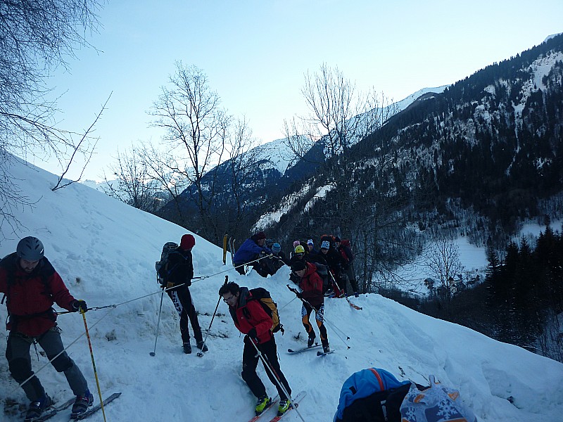 #3 deuxieme avalanche : passage de la deuxieme, toujours dans la joie et la bonne humeur ! deuxieme avalanche : passage de la deuxieme, toujours dans la joie et la bonne humeur !