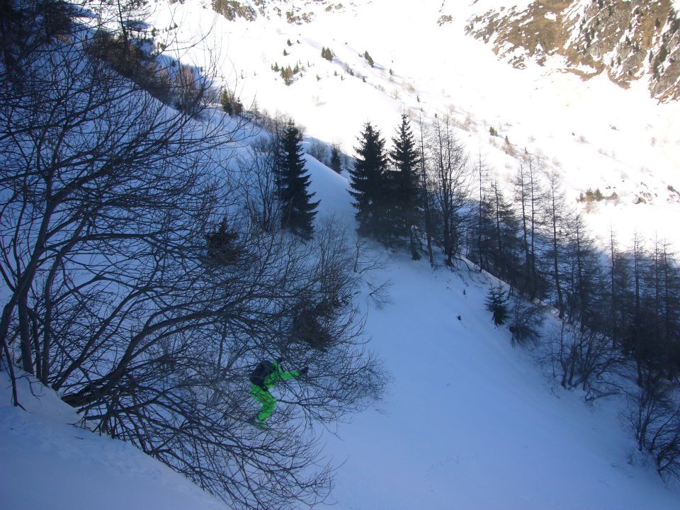 #5 Ludique dans la descente : Manu profite de la bonne neige Ludique dans la descente : Manu profite de la bonne neige