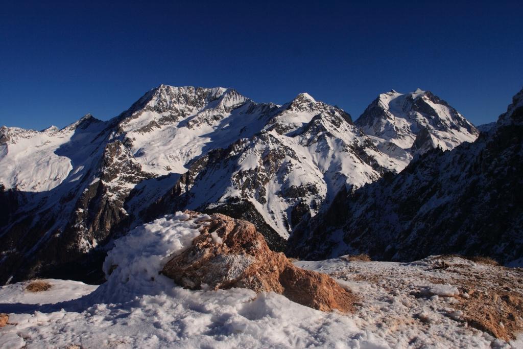 #2 Au dessus de Pralognan : Panorama sur la grande casse et la glace des grands couloirs Au dessus de Pralognan : Panorama sur la grande casse et la glace des grands couloirs