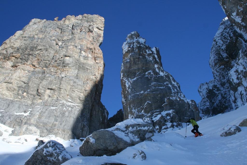 #5 La fin se fait à pied : Il ne manque plus que la musique ... La fin se fait à pied : Il ne manque plus que la musique ...