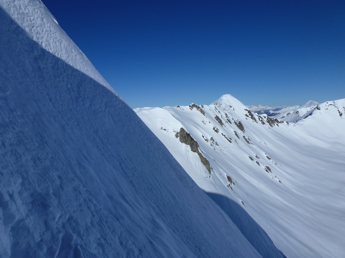 #8 Haut du couloir : La pente se redresse, et les contrepentes plus particulièrement. Haut du couloir : La pente se redresse, et les contrepentes plus particulièrement.