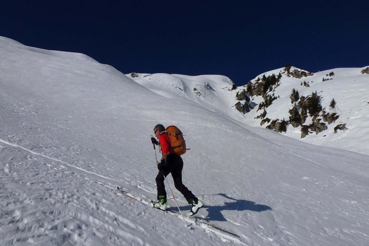 #1 Montagne d Montagne d'Argentine : Nous suivons une ancienne trace qui se dirige vers les Frettes.