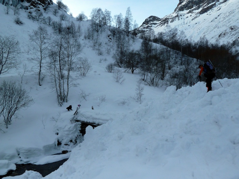 #2 Pont 1591m : Un exemple de nombreuses coulées à traverser Pont 1591m : Un exemple de nombreuses coulées à traverser