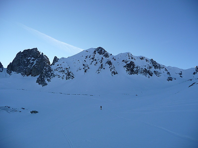 #14 Vue sur la dernière ligne : le soleil est déjà loin Vue sur la dernière ligne : le soleil est déjà loin