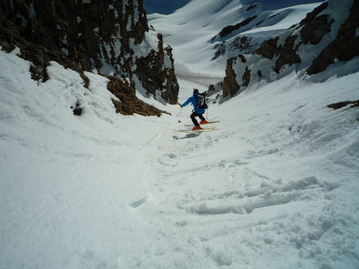 #4 Couloir Sud Golette de l Couloir Sud Golette de l'Oule : Christophe un rien aérien...;o)