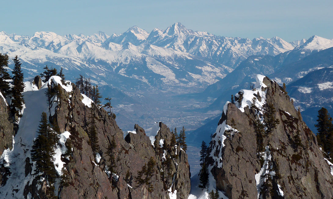 #1 Bel Oiseau couloir ENE : Le Valais vu des Lués de Blayé Bel Oiseau couloir ENE : Le Valais vu des Lués de Blayé