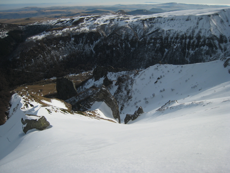 #8 Combe du Loup : plongée vers la brèche des 3 petits cochons Combe du Loup : plongée vers la brèche des 3 petits cochons