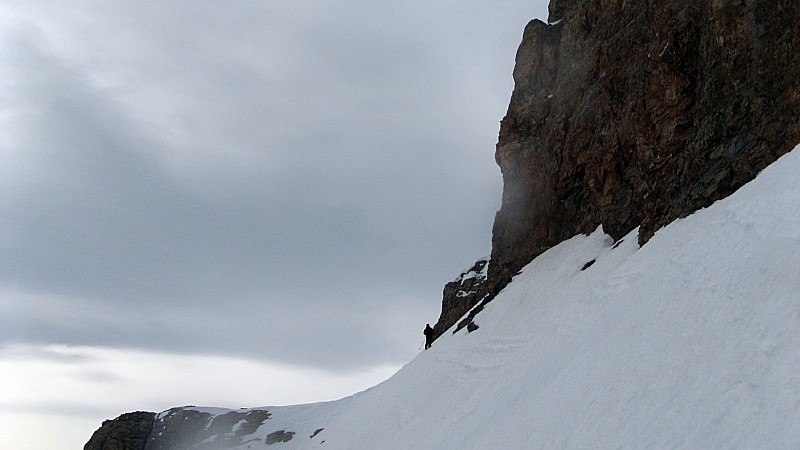 #4 La traversée du départ : La neige n La traversée du départ : La neige n'a pas "décaillée" d'un millimètre.