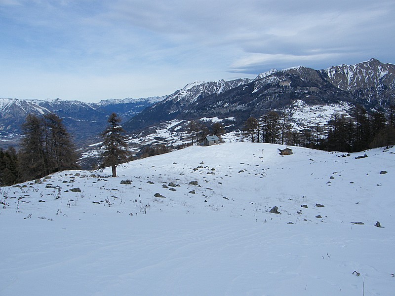 #7 Arrivée à St Roch : le manque de Neige ce fait sentir selon le versant Arrivée à St Roch : le manque de Neige ce fait sentir selon le versant