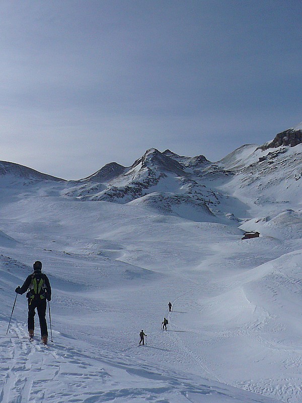 #5 c c'est tout droit : Au fond subsiste qq langues de neige pour passer!