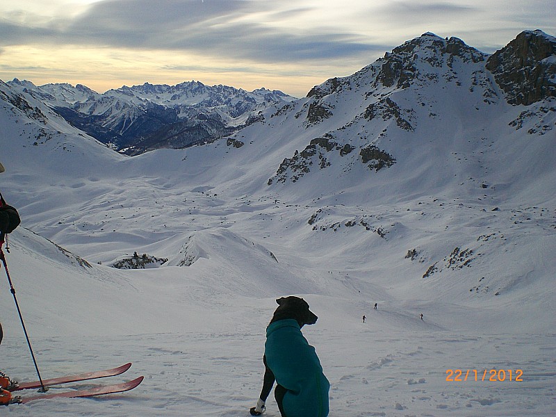 #3 Tour des Peygus : Le col des Peygus, au fond le pic de Beaudouis, le col des Ourdeis et le Queyras. Tour des Peygus : Le col des Peygus, au fond le pic de Beaudouis, le col des Ourdeis et le Queyras.
