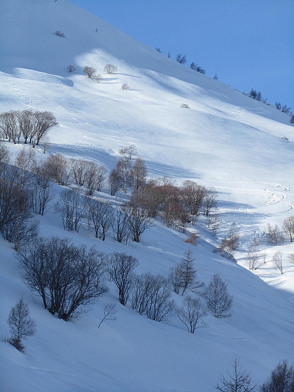 #6 fin de descente : quelques virages, quand même! fin de descente : quelques virages, quand même!