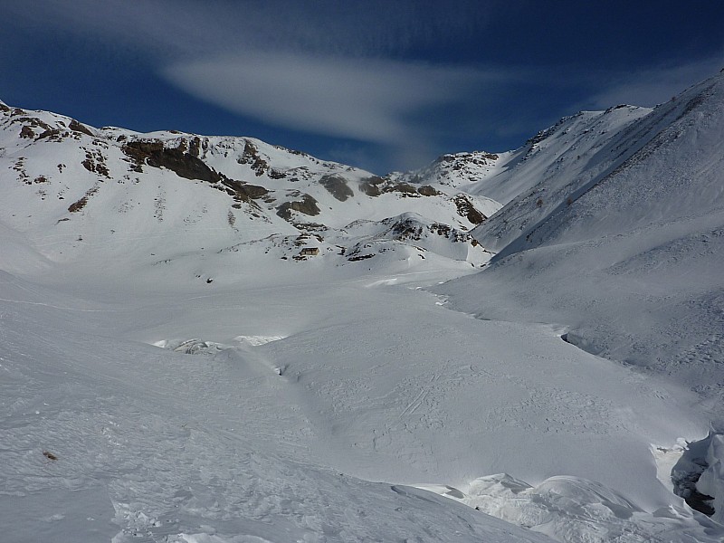 #8 cabane de vallon cros : en cherchant bien! cabane de vallon cros : en cherchant bien!