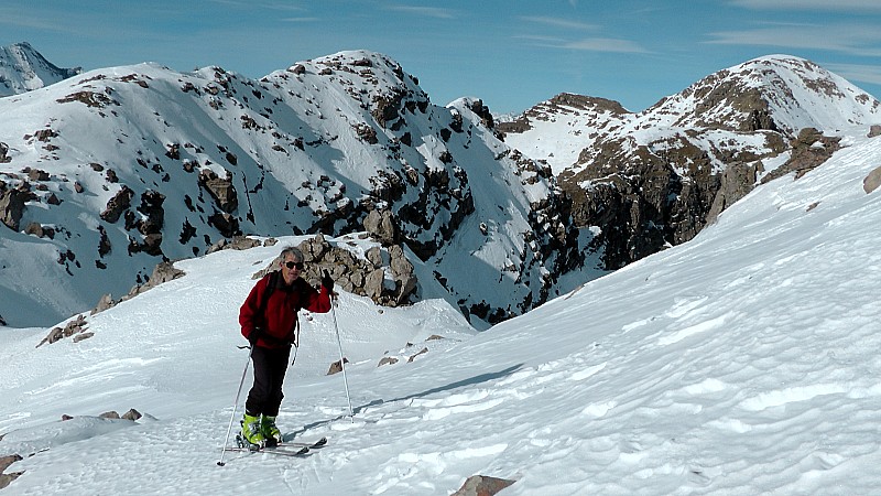 #10 2750m : François au dessus de la baisse du Gias Vieux avec en A/R plan, le Gias Vieux et la tête de Sanguinière 2750m : François au dessus de la baisse du Gias Vieux avec en A/R plan, le Gias Vieux et la tête de Sanguinière