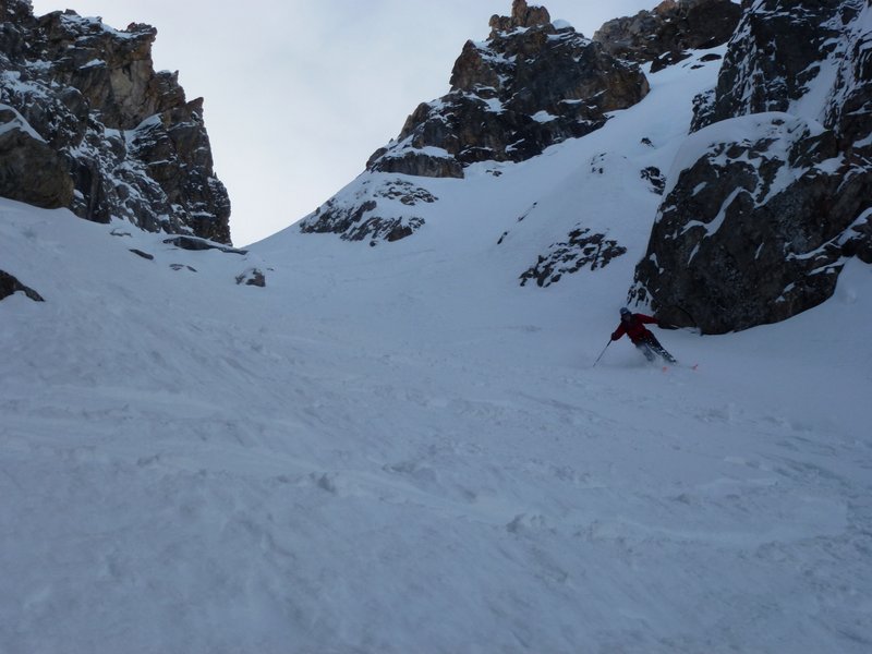 Brèche de Gargan : Du bon ski dans le couloir