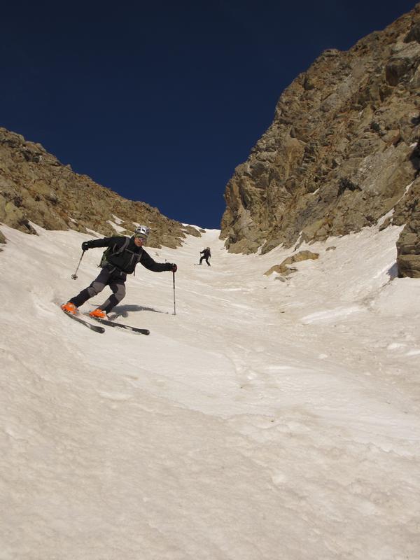#4 Rémi et Delph dans le couloir : Moquette à 16h, j Rémi et Delph dans le couloir : Moquette à 16h, j'adore l'hiver et ses grasses matinées !