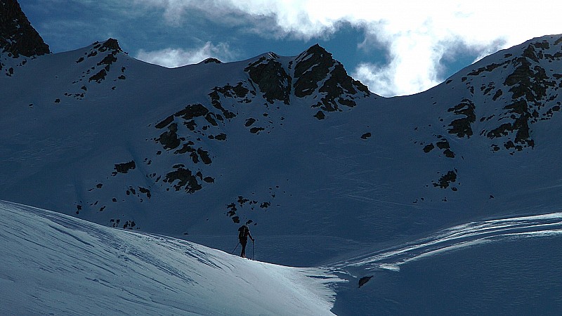 #20 2700m : Le Pas de la Grande Barre passe à ski, mais neige très dure ! 2700m : Le Pas de la Grande Barre passe à ski, mais neige très dure !