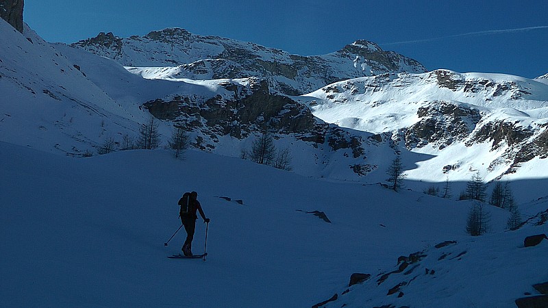 #13 2200m : sauvage vallon avec les Face Nord du Pelat et du Teton 2200m : sauvage vallon avec les Face Nord du Pelat et du Teton