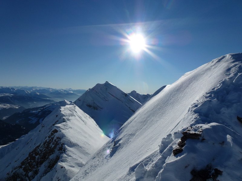 #6 Tête Pelouse : Les Aravis en enfilade Tête Pelouse : Les Aravis en enfilade