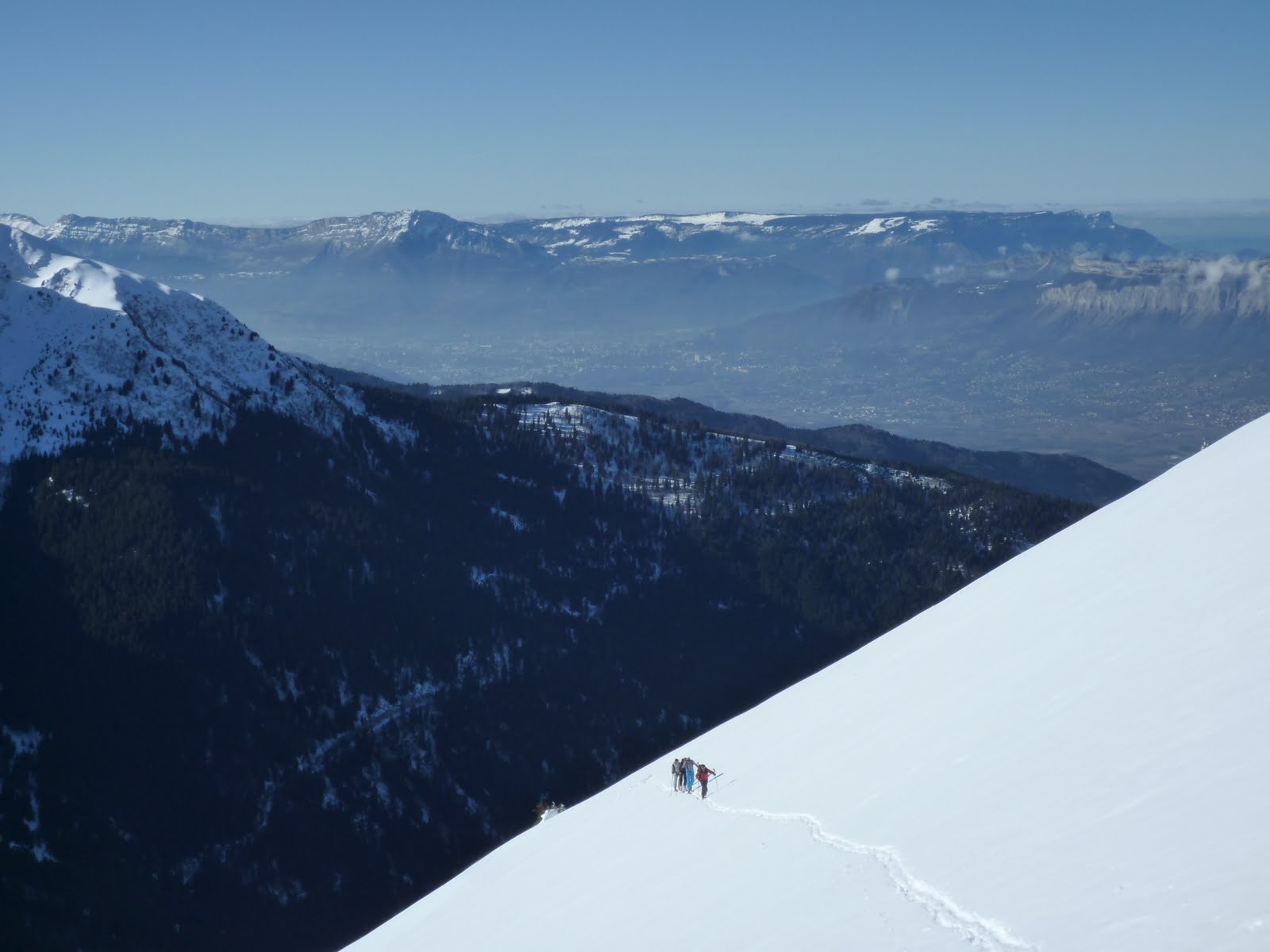 #1 Jas des Lièvres : Vers les 2000m, Grenoble dans le fond Jas des Lièvres : Vers les 2000m, Grenoble dans le fond