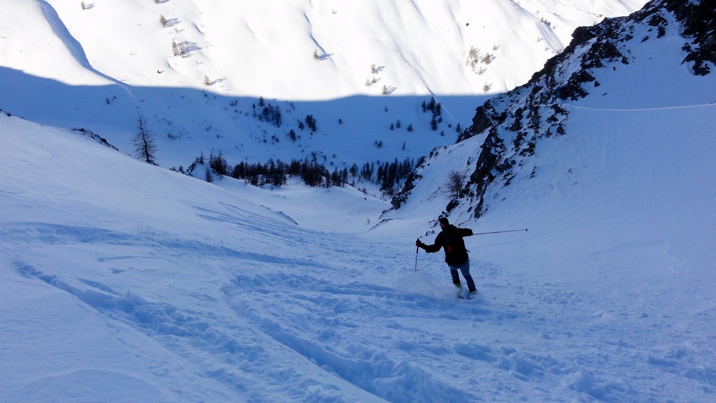 couloir des Sallanches : début de la partie en poudre tassée