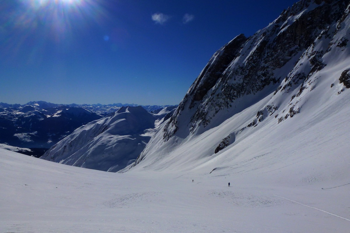 Un coup d'oeil en arrière : Vers le couloir de la brèche.