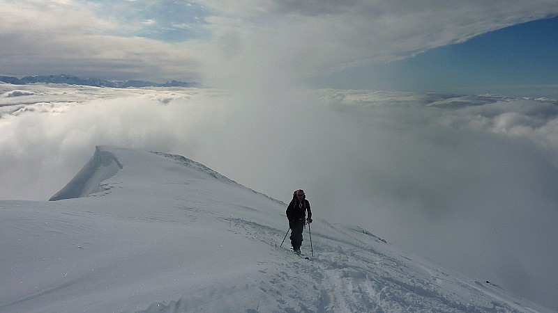 #6 colombier 6 : la descente se fera partiellement dans la brume colombier 6 : la descente se fera partiellement dans la brume
