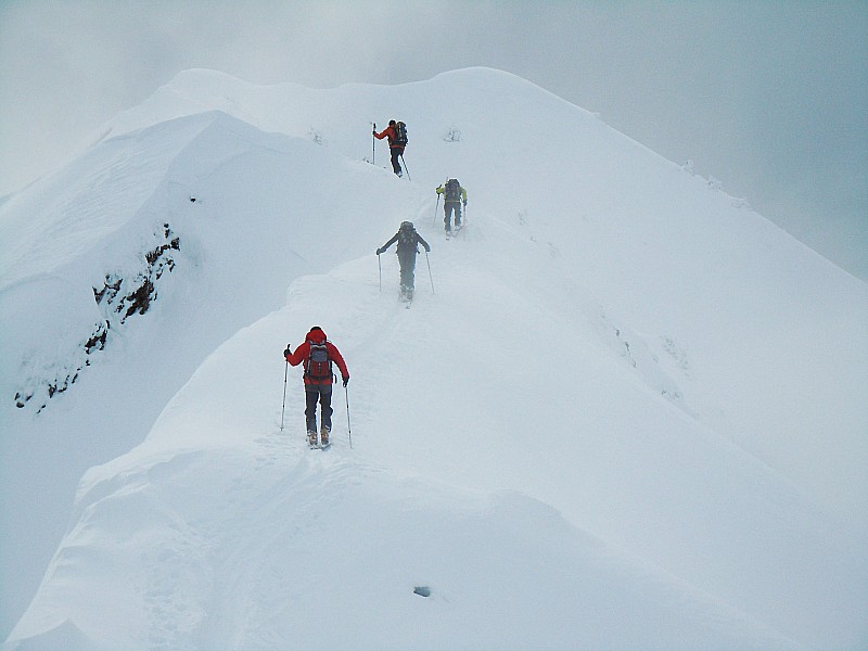 #13 Arête Arlicots : On rechausse les skis mais pas pour longtemps. Arête Arlicots : On rechausse les skis mais pas pour longtemps.