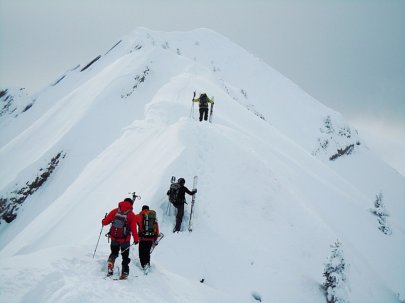 #12 Arête Arlicots : Il faut enlever les skis sur le final. Arête Arlicots : Il faut enlever les skis sur le final.