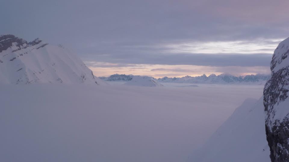 #2 Sortie des nuages... : ...et belle vue sur le massif du mont blanc Sortie des nuages... : ...et belle vue sur le massif du mont blanc